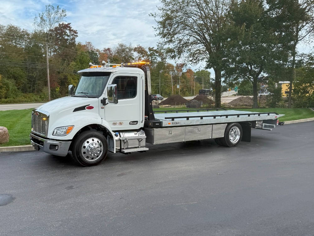 2026 Peterbilt 536 (Key# 2085) 3